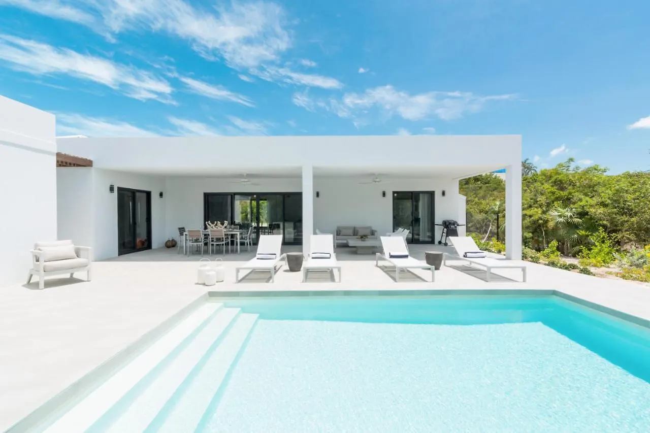 Tradewinds Villa Providenciales 0*,  Turks And Caicos Islands